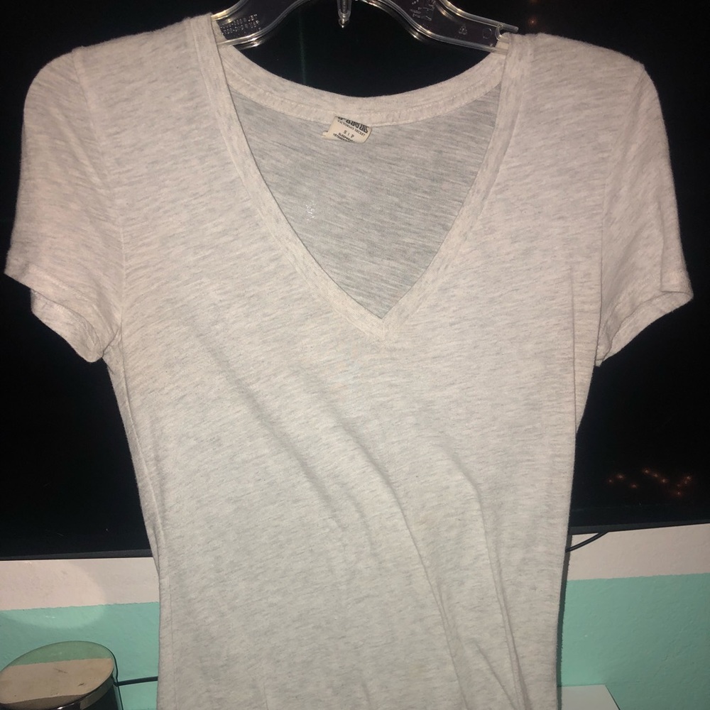 VS PINK V-neck